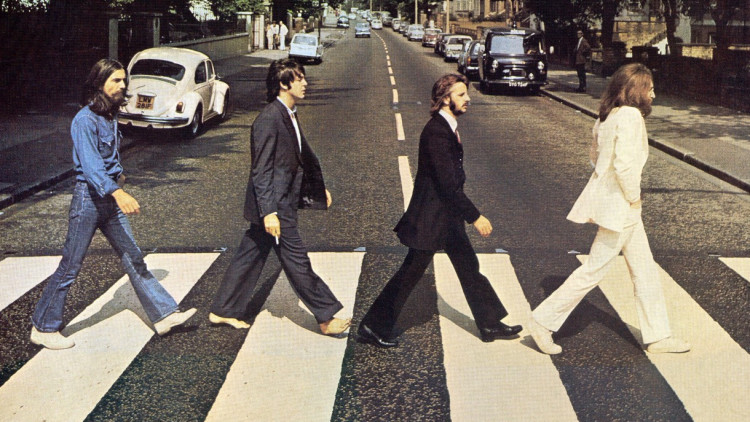 Una fotografia mítica, d'Iain MacMillan, per al disc Abbey Road dels Beatles