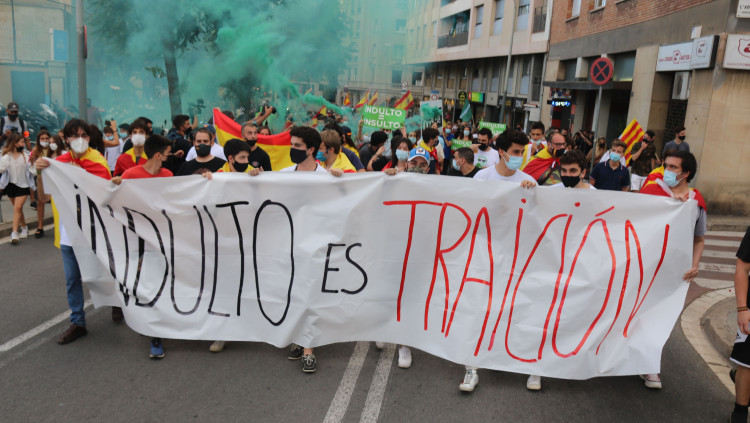 Manifestació en contra dels indults. Agència Catalana de Notícies