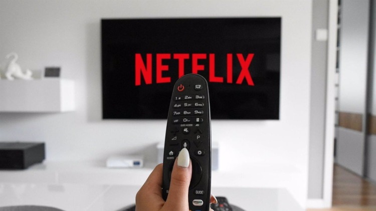 Un usuari engegant Netflix| Europa Press