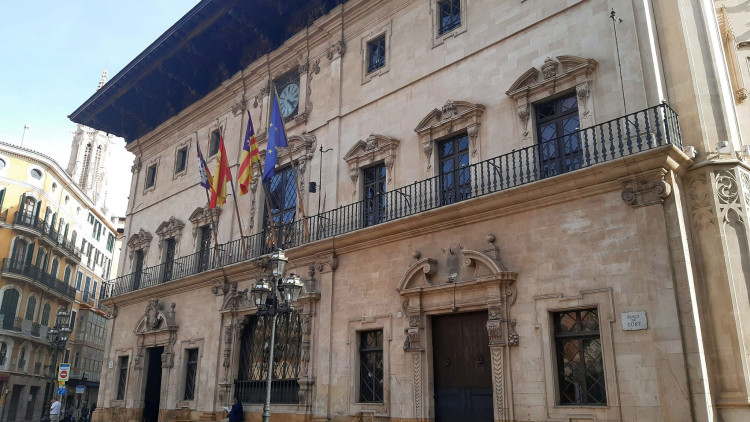 L’actual majoria d’esquerres de l’Ajuntament de Palma s’està situant sobre la corda fluixa. Europa Press