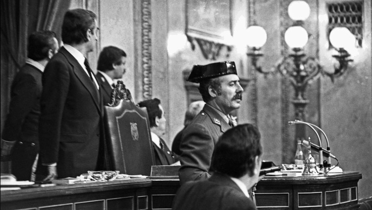 El militar Antonio Tejero protagonitza l'intent de colp d'Estat de 1981. Amb la llei que es pretèn aprovar, els documents sobre aquest episodi podrien restar en secret fins el 2046. Europa Press