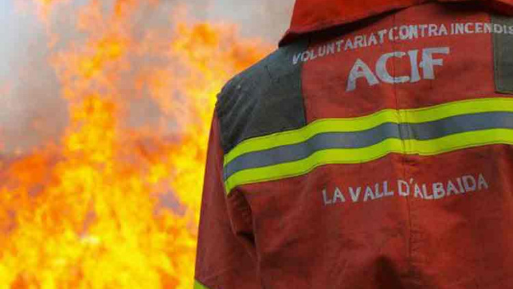 Un dels voluntaris de l'associació comarcal contra el foc| ACIF Vall d'Albaida