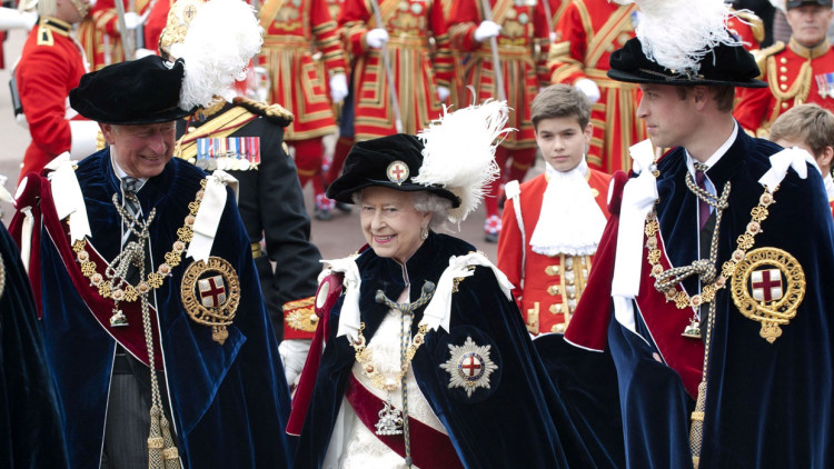 El 13 de juny de 2022 Isabel II encara va assistir a la desfilada de l'Orde de la Garrotera amb el príncep Carles // www.royal.uk/order-garter