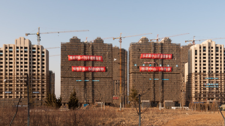 El sector immobiliari xinès està experimentant una aturada que condiciona tota l’economia del país asiàtic. A la imatge, un complex residencial a Dalian, província de Liaoning.