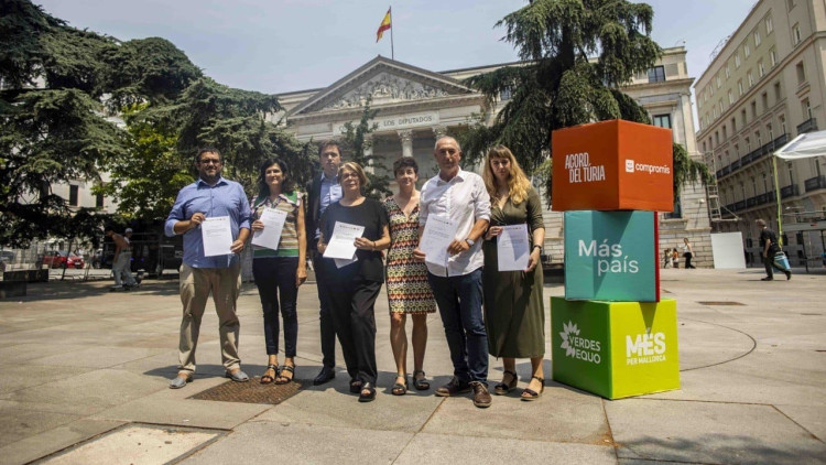 Alguns dels polítics signants de l'anomenat Acord del Túria. Europa Press