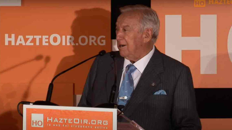 L'empresari David Álvarez durant el seu discurs en els premis Hazte Oir de l'any 2012| Hazte Oir