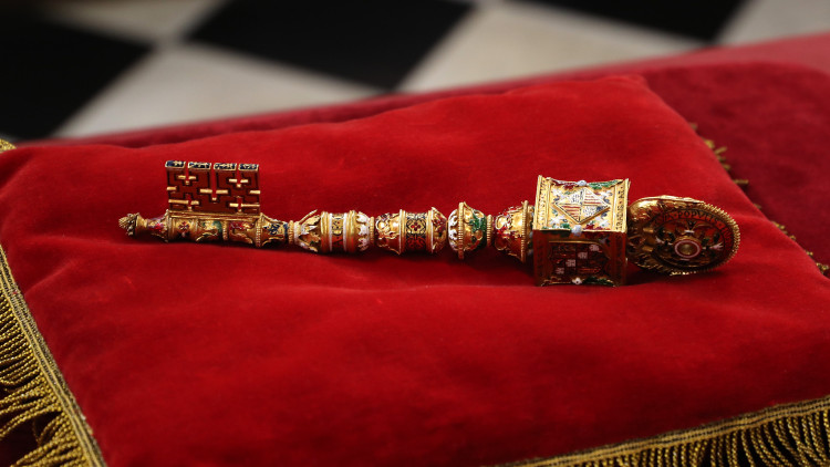 La clau del Regne de Mallorca que ha arribat a Palma, una reproducció del segle XIX i no una de les dues originals del segle XVI.. Isaac Buj