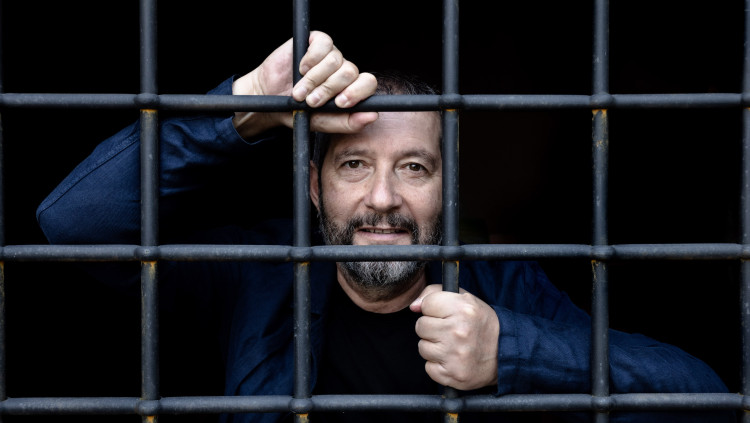 Carles Porta dirigeix i presenta 'Crims', el programa de més èxit de TV3.. Robert Ramos
