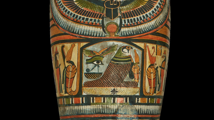 Detall del sarcòfag de la mòmia de Nesperennub, que s'exposa al Caixafòrum Barcelona. British Museum