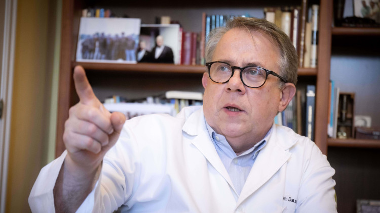 El doctor Jaume Padrós. Robert Ramos / Arxiu EL TEMPS