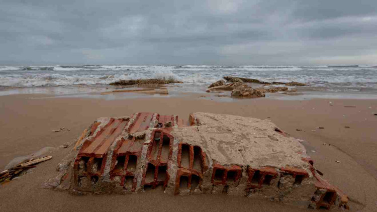 La platja de Bellreguard, a la Safor, després del temporal Gloria.. Miguel Lorenzo