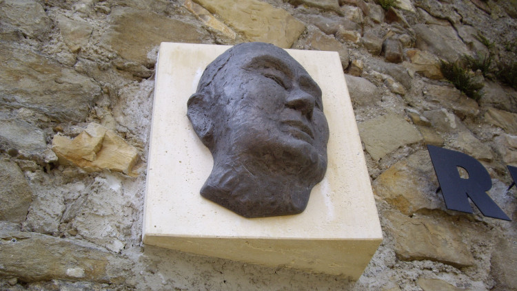 Escultura de Richard Nicolai Coudenhove-Kalergi, impulsor del projecte paneuropeu. Patek, CC BY-SA 3.0, via Wikimedia Commons
