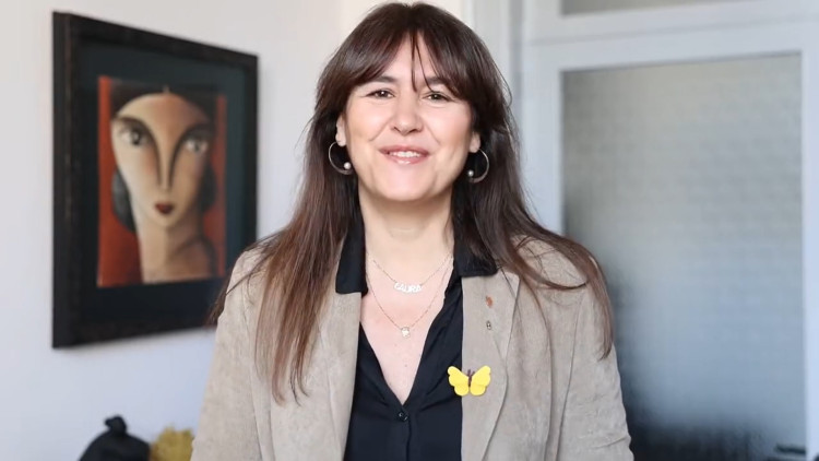 Captura d'un vídeo recent emès per la presidenta Laura Borràs en xarxes socials