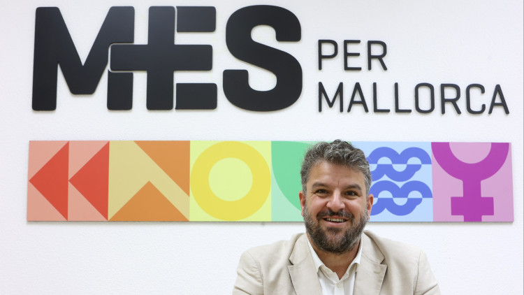 En dirigent de Més per Mallorca, Lluís Apesteguia. Isaac Buj