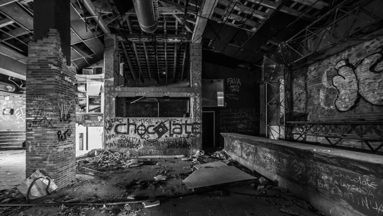 Estat actual de l'interior de l'antiga discoteca Chocolate, completament abandonada.. Miguel Lorenzo