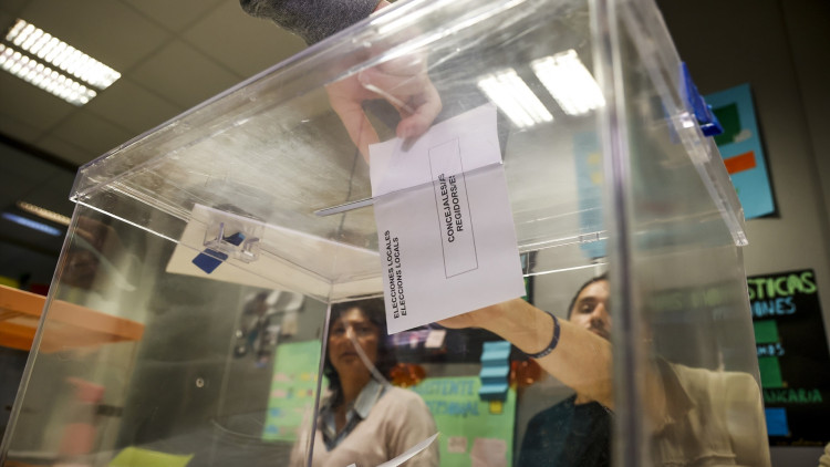 Un col·legi electoral de la ciutat de València, on aquest diumenge se celebren eleccions municipals i a les Corts.. Europa Press