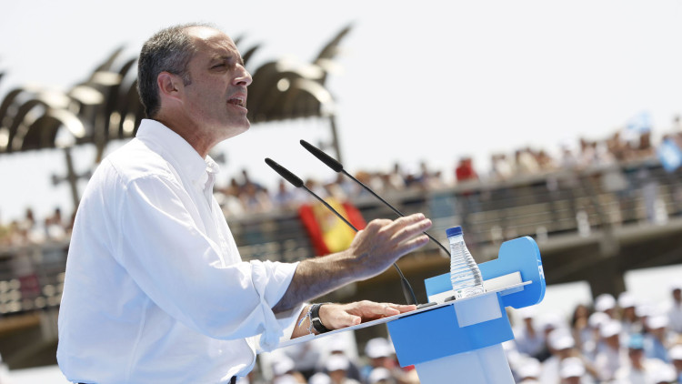 Francisco Camps durant un míting del seu partit a Alacant.. EFE