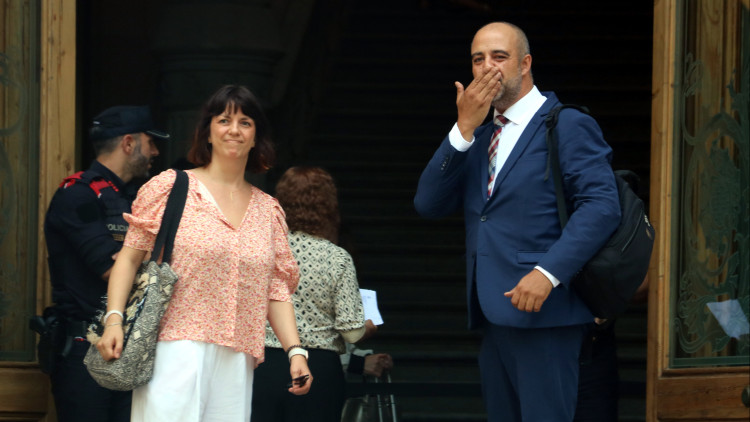 L'exconseller Miquel Buch a l'entrada dels jutjats. Agència Catalana de Notícies
