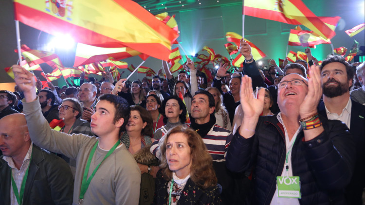 Militants de Vox celebren el resultat electoral a Andalusia al desembre del 2018. Europa Press