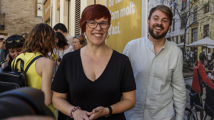 La secretària general de Més, Àgueda Micó, i el portaveu d'Iniciativa, Alberto Ibáñez. Ambdós escollits recentment com a diputats de Compromís-Sumar| Europa Press