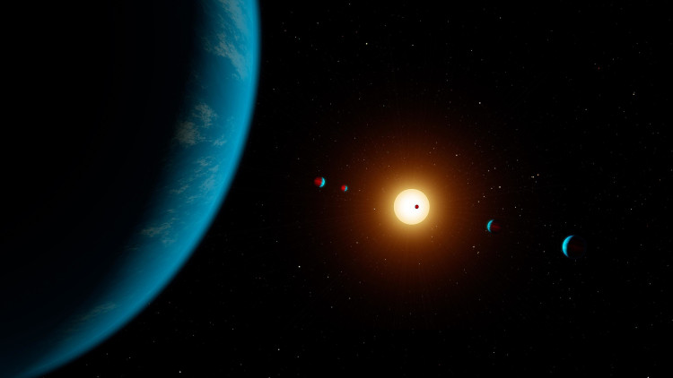 Il·lustració del sistema planetari K2-138, descobert l’any 2017 mitjançant les dades arribades des del telescopi espacial Kepler, de la NASA.