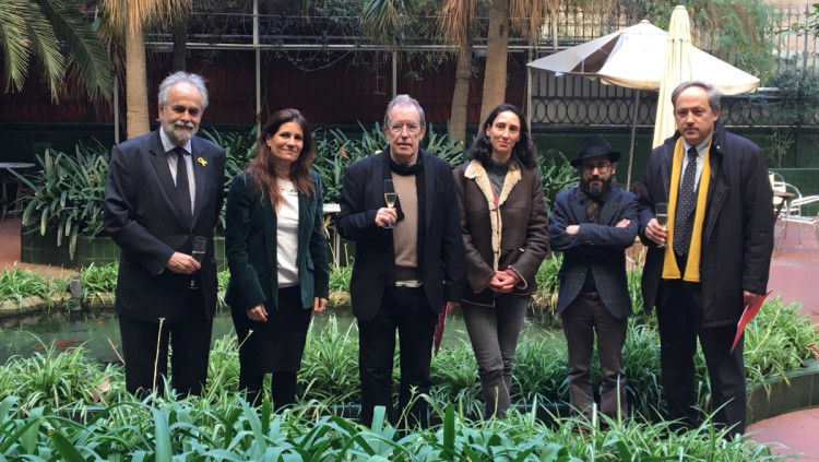 Membres del jurat del Premi Crexells amb representants de l'Ateneu. Ateneu Barcelonès