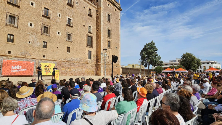 Estampa del míting nacional de l'Aplec del Puig de Més-Compromís| Més-Compromís