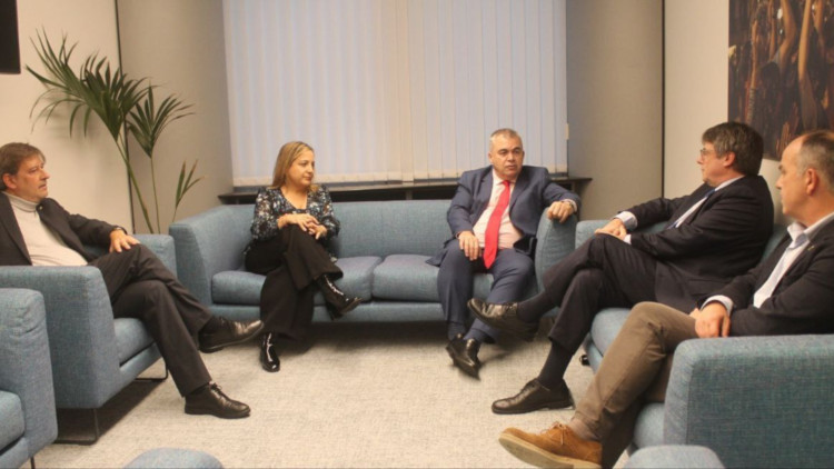 Reunió a Brussel·les entre representants de Junts i del PSOE