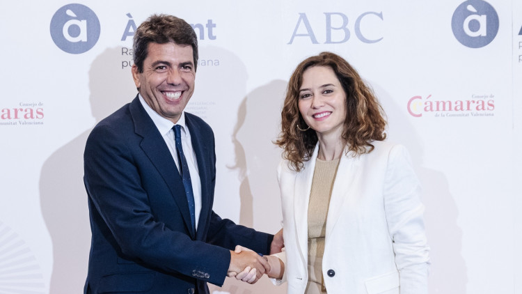Carlos Mazón amb Isabel Díaz Ayuso. Europa Press