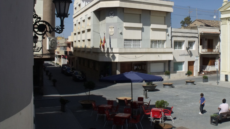 Estampa de l'Ajuntament de Montserrat| Viquipèdia