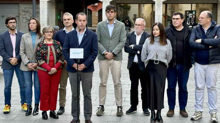 Alcaldes de Junts per Catalunya del Maresme amb Marc Buch al davant