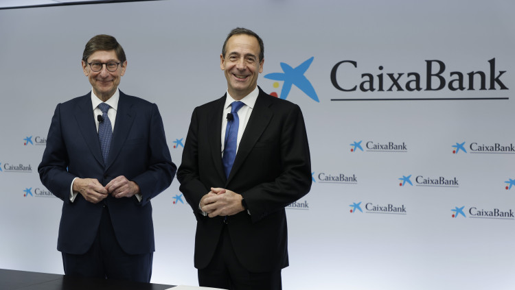 José Ignacio Goirigolzarri, president de Caixabank, i Gonzalo Gortázar, conseller delegat de l'entitat financera| CaixaBank