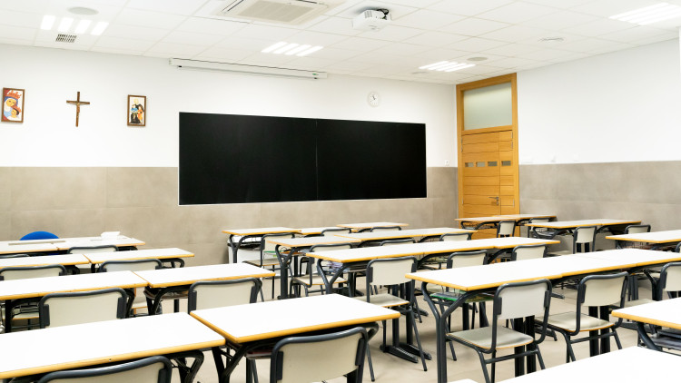 Aula d'un col·legi concertat catòlic| Calasanz València