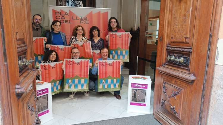 Organitzadors de la vuitena edició de la Plaça del Llibre d'Alacant
