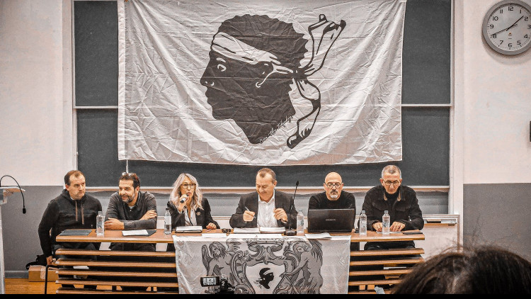 Trobada recent d'independentistes corsos. Twitter @NAZIONE_