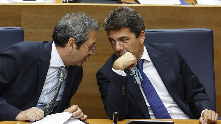El vicepresident valencià, Vicente Barrera, i el president de la Generalitat Valenciana, Carlos Mazón. Europa Press