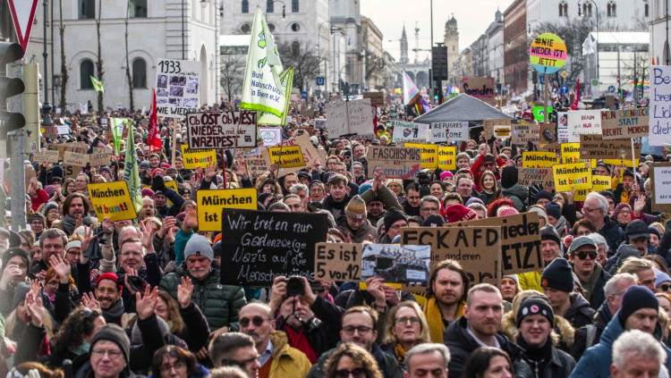 Al gener, prop de 300.000 residents indignats de Múnic van protestar contra el partit AfD. Europa Press