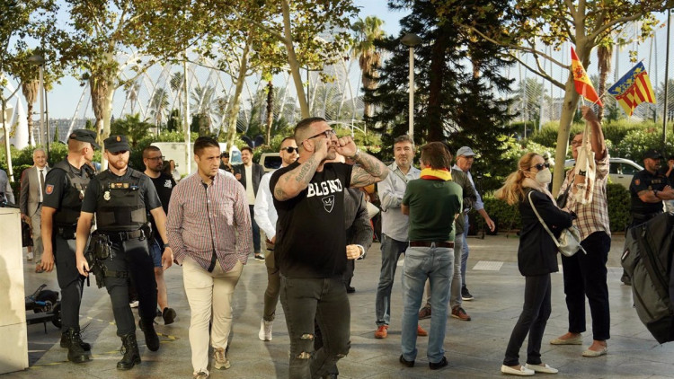 Els ultres neonazis condemnats pel 9 d'Octubre en una sessió judicial| Europa Press/Eduardo Manzana