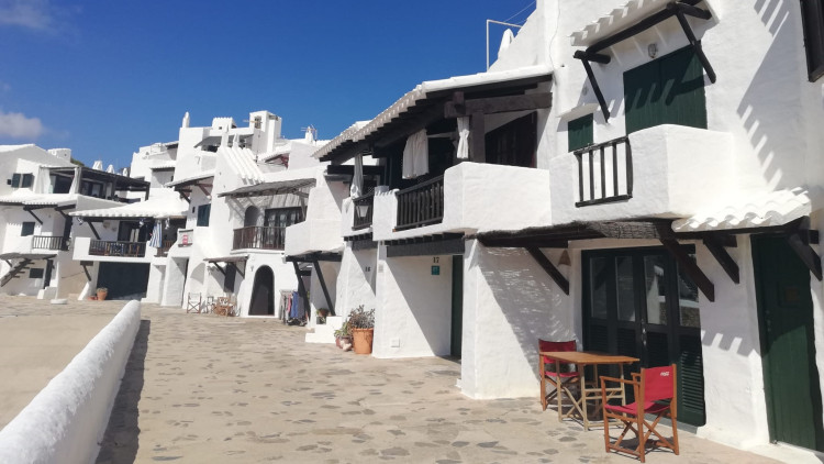 Binibèquer Vell, nucli turístic de Sant Lluís (Menorca). Europa Press