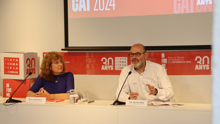 Òscar Escuder i Rut Carandell, president i directora de la Plataforma per la Llengua