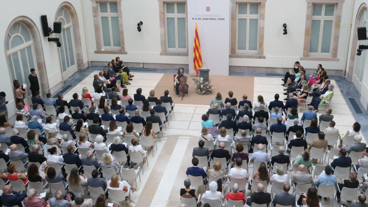 El Parlament homenatga Joan Rigol. Agència Catalana de Notícies
