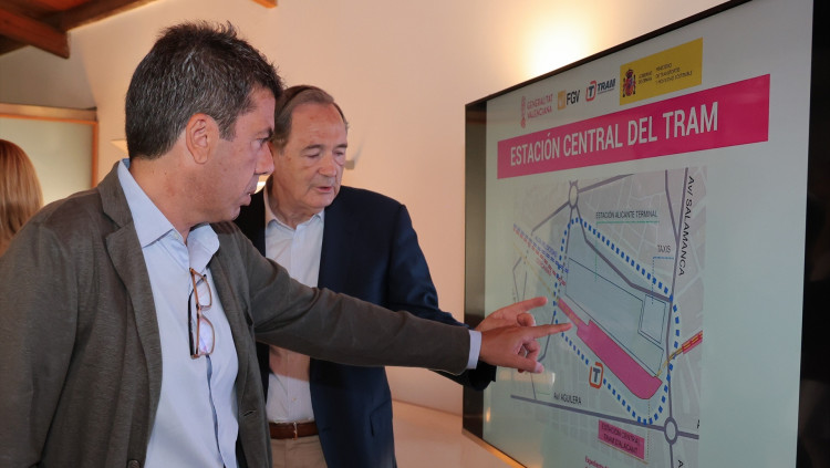 El president valencià, Carlos Mazón, ha llençat en diverses ocasions la possibilitat d'ampliar les privatitzacions a FGV| Europa Press
