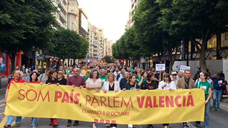 Capçalera de la manifestació de la Comissió 9 d'Octubre| ACPV