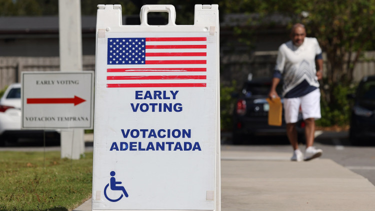Cartell a Florida durant la jornada electoral. Europa Press