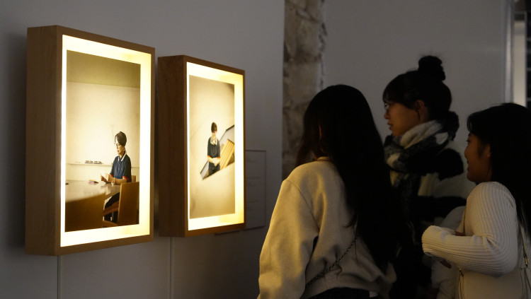 Exposició al Palau Martorell amb obres d'artistes emergents catalans i sud-coreans. Departament de Cultura