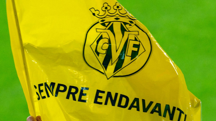 Estampa d'una de les banderes que van repartir a cada seguidor groguet durant el derbi valencià| Villarreal CF. 