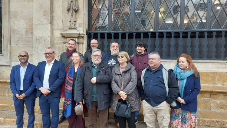 Representants de Memòria de Mallorca i de grups polítics. Europa Press