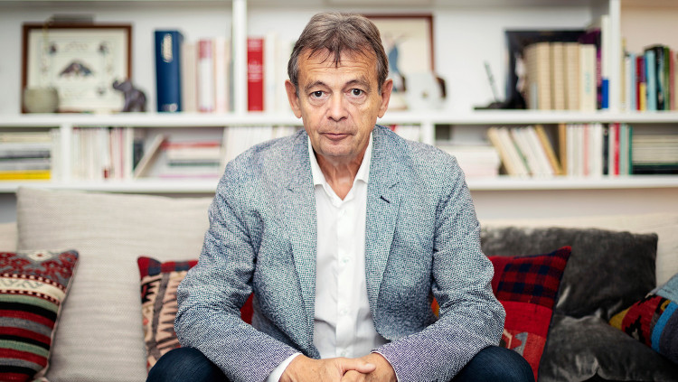 L'escritor francés Pierre Lemaitre torna a les prestatgeries.. Samuel Kirszenbaum