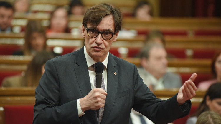 El president de la Generalitat de Catalunya, el socialista Salvador Illa, durant la sessió de control d'aquest dimecres| Europa Press