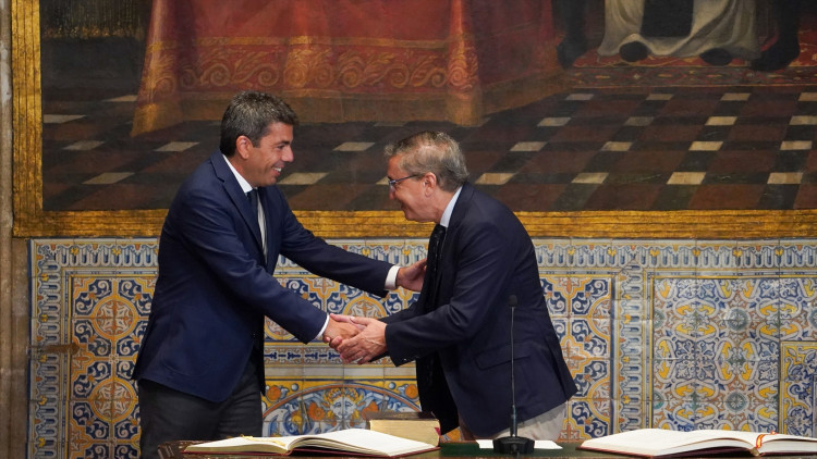 El president valencià Carlos Mazón junt amb el conseller d'Educació, José Antonio Rovira| Europa Press. 